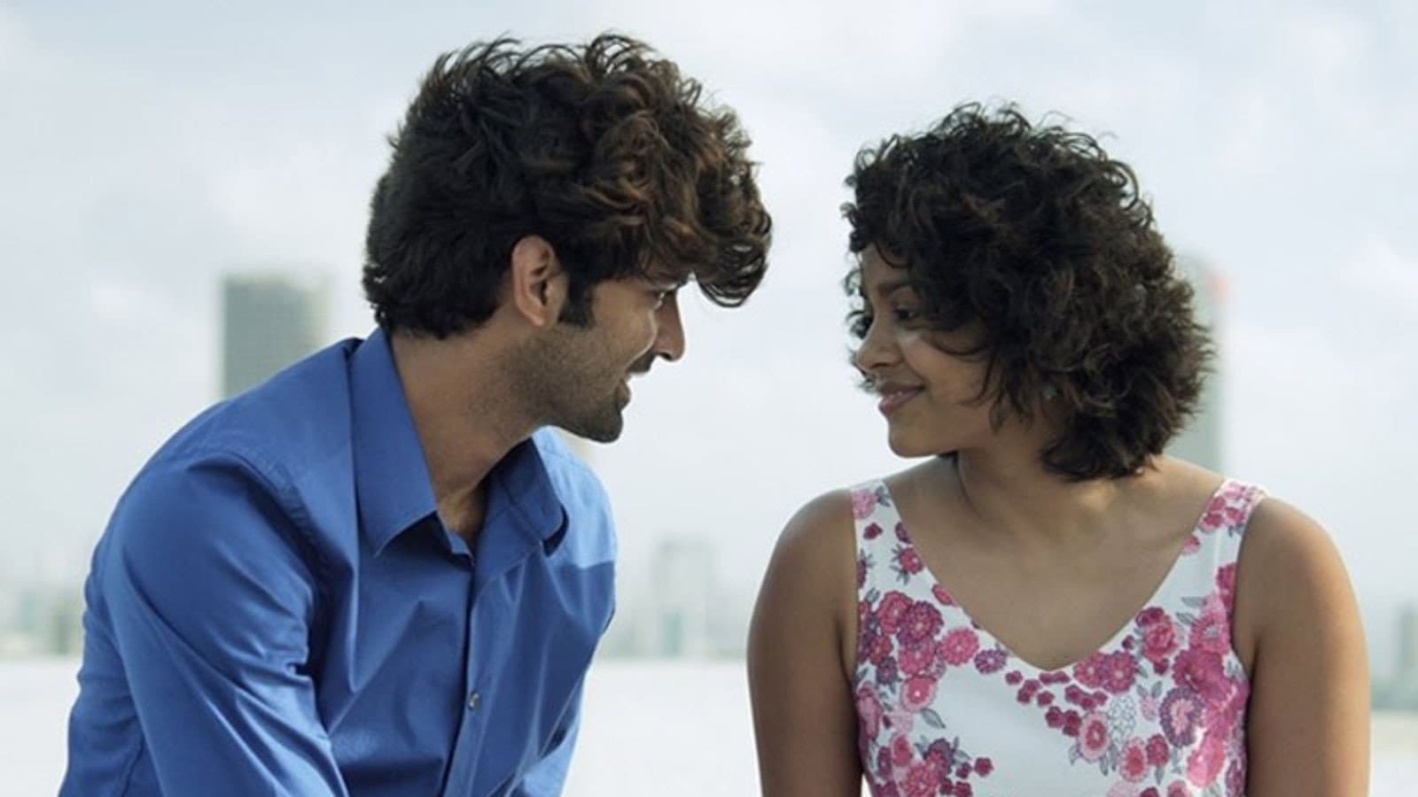 Tu Hai Mera Sunday