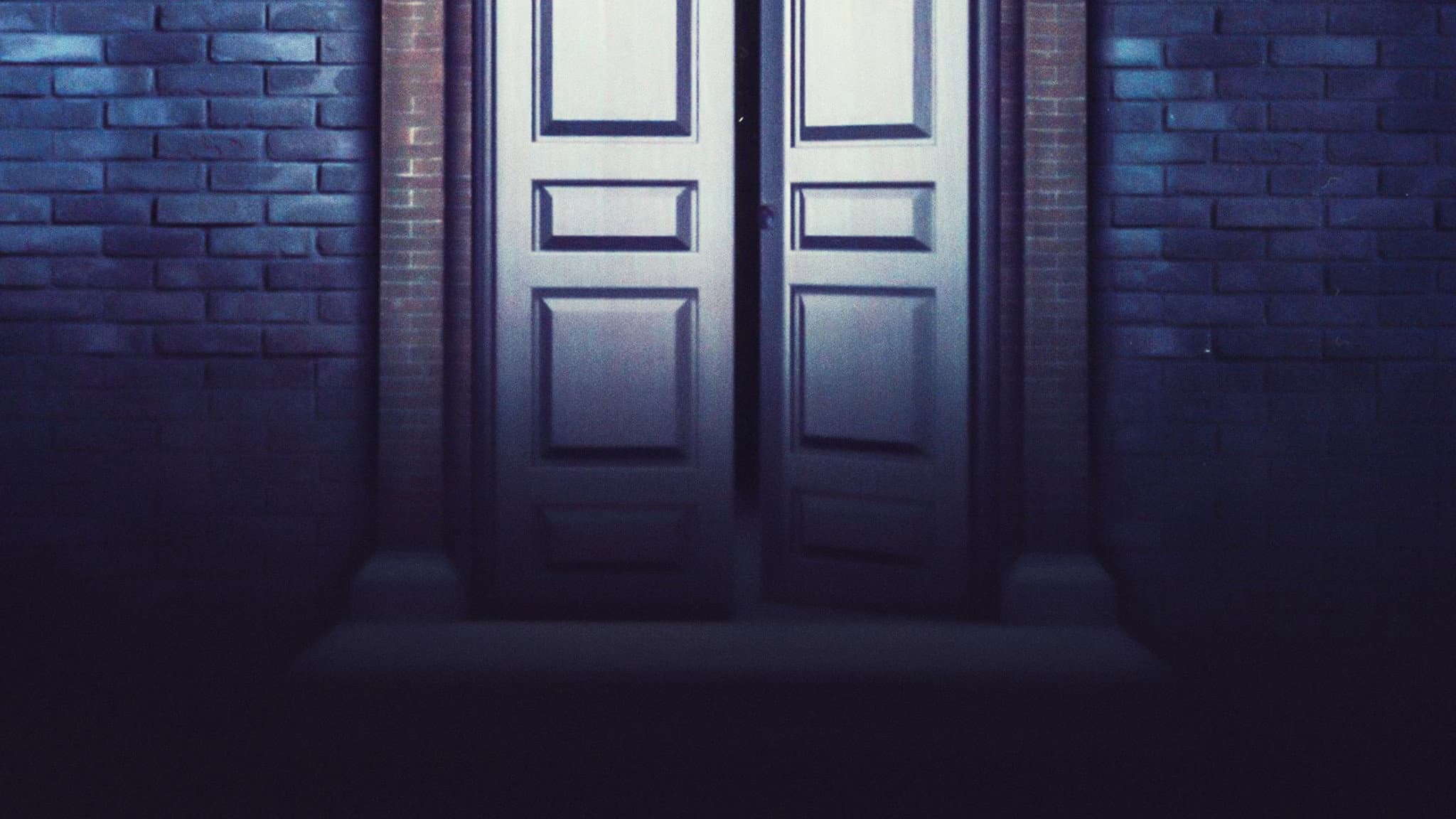 La porta sul buio