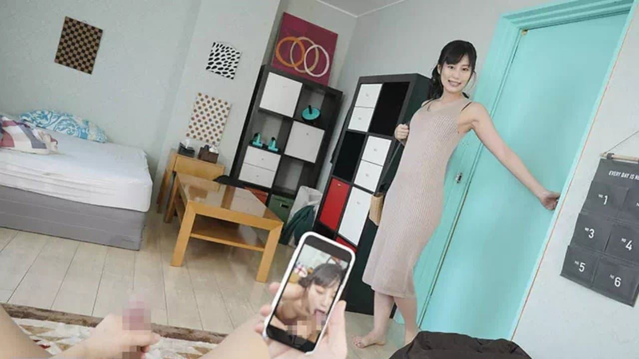 呼んだら速攻、必ず来る扉を開けたら4秒でチ●ポに直行！ヤリたがりナマ好きセフレちゃん