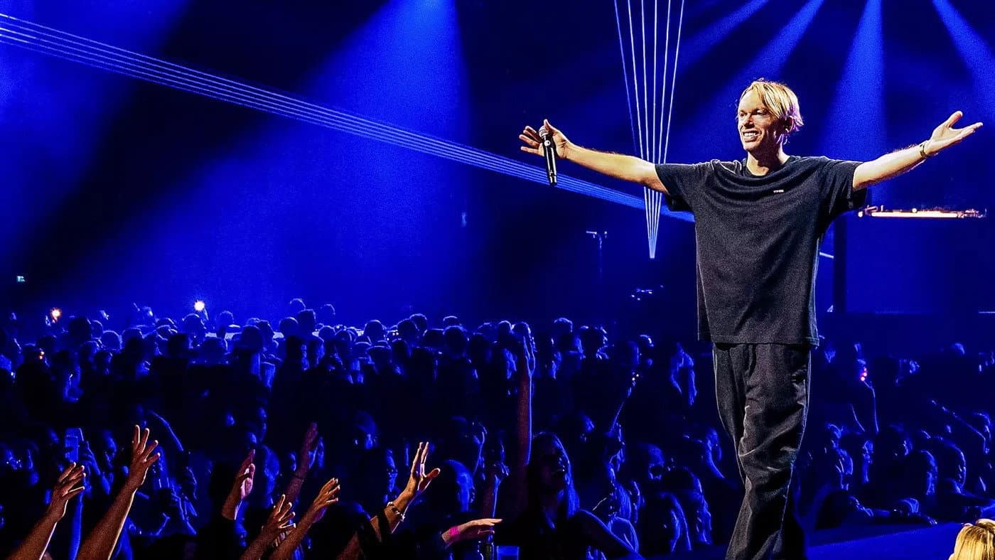 Regi in het Sportpaleis: The Return