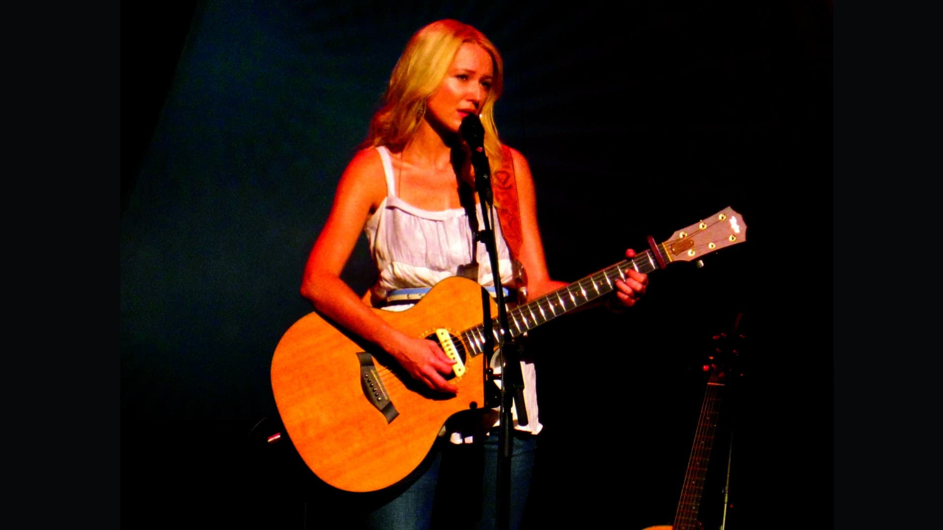 Jewel -  Live At Humphrey's By The Bay