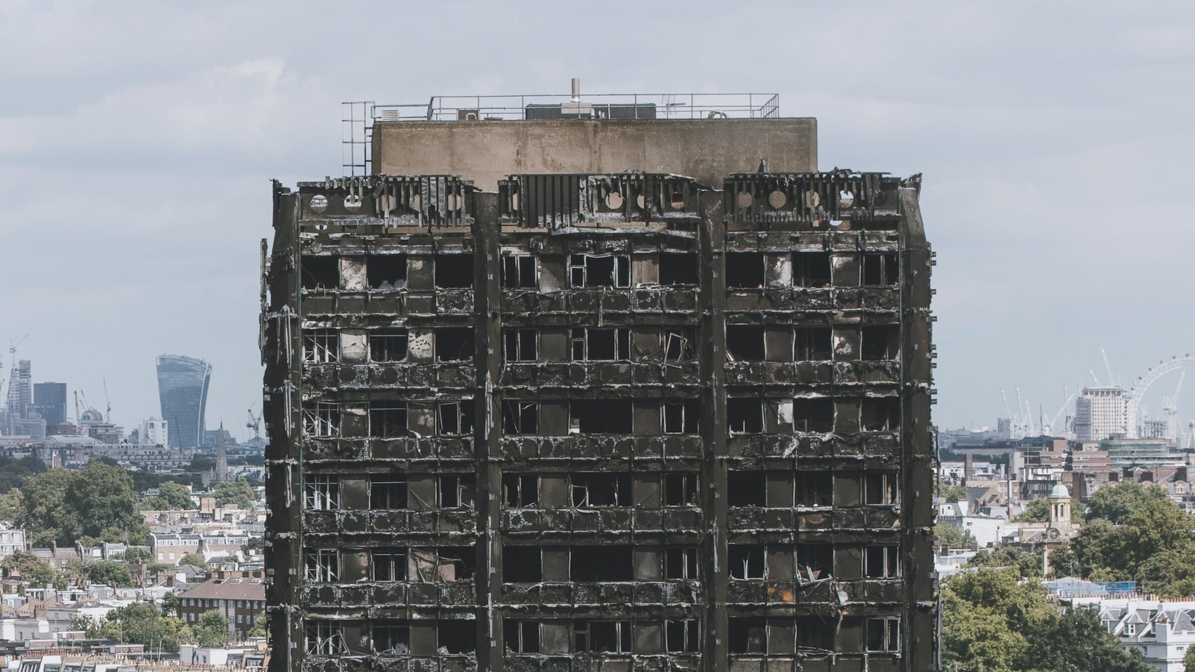 Torre Grenfell: El incendio al descubierto