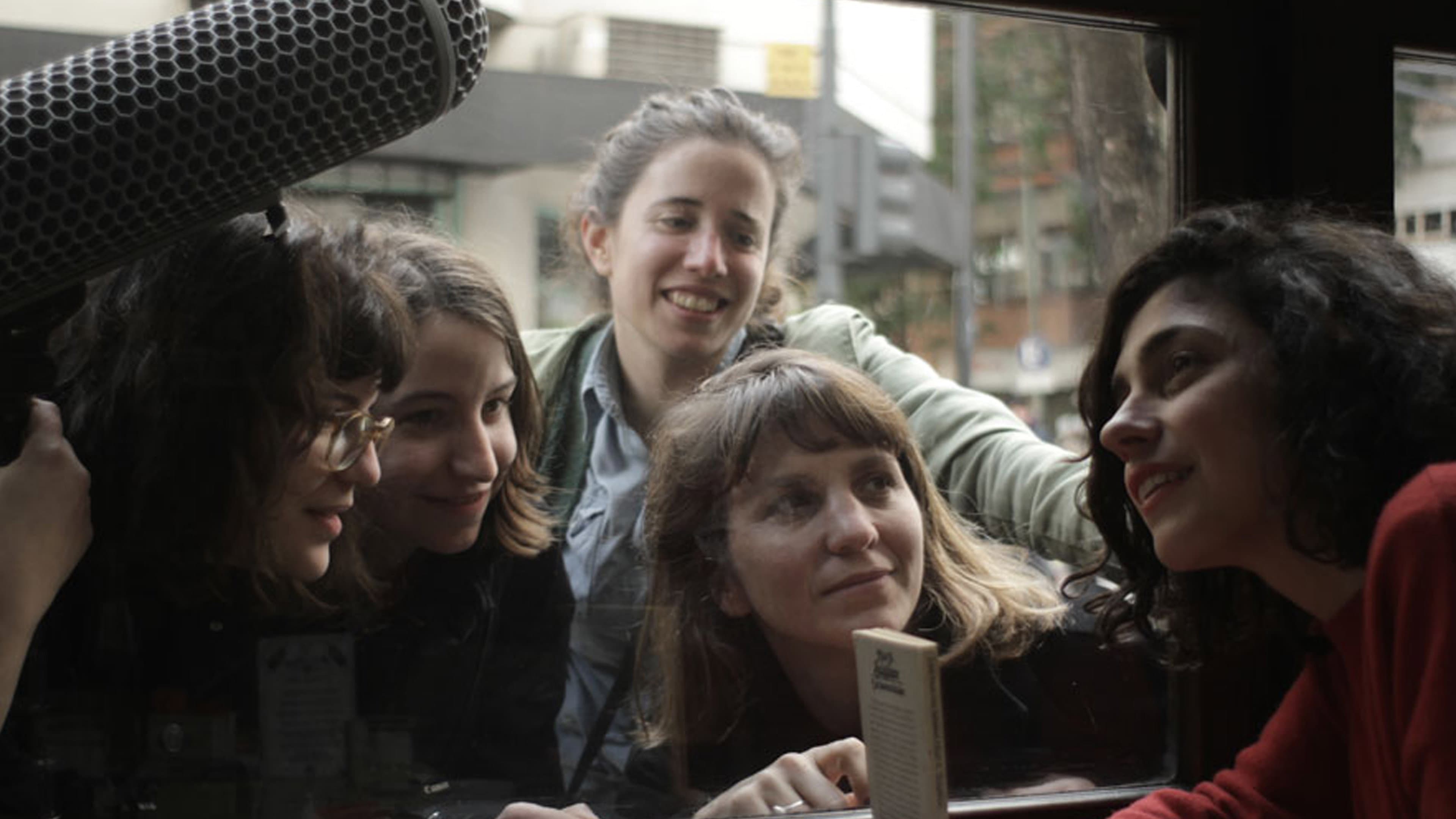 Las poetas visitan a Juana Bignozzi