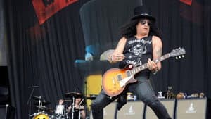 Slash feat. Myles Kennedy and The Conspirators: Live @ Hellfest 2015 — foto 1