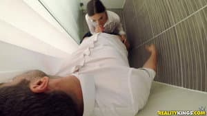 Sneaky Sex 29 — foto 2