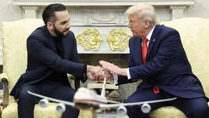 The Deal: Trump Bukele & The Gangs of El Salvador — foto 1