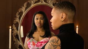 A Mirror of Deception — foto 1