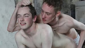 Tied Up Twinks — foto 2