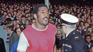 Transforming the Beautiful Game: The Clyde Best Story — foto 1
