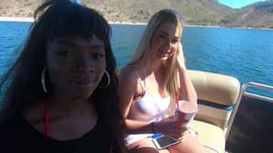 Alexis Texas Boats and Hoes — foto 1