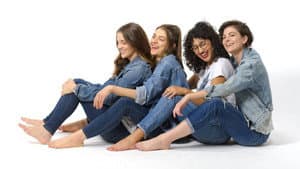 Gal Pals — foto 1