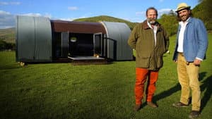 Cabins in the Wild with Dick Strawbridge — foto 2