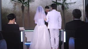 セックスしないと死ぬ病 ～発症したらセックスは義務～ 実写版 シリーズ累計販売数22万部突破！初作3話分を一挙収録！ — foto 1