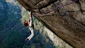 First Ascent — foto 1