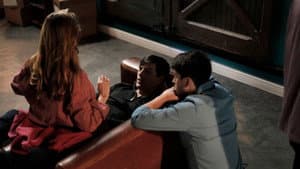 Tres extraños — foto 3