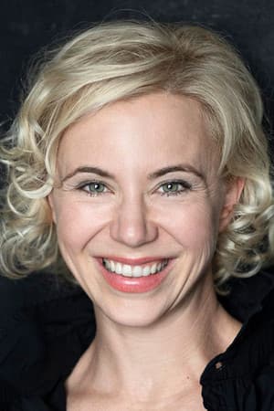 Ubrankovics Júlia