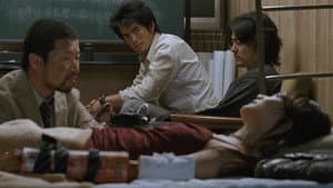 252 生存者あり — foto 1