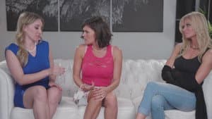 Lesbian Cheating Wives — foto 1