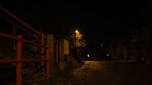 Watching my country crash at 2am — foto 2