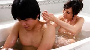 僕のセフレは中出し好きの巨乳な姉貴 — foto 2