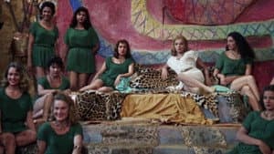Love Slaves of the Amazons — foto 2
