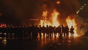 Al filo de la democracia — foto 1