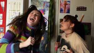 Tall Sad Girl and Short Punk Girl Are Friends — foto 4