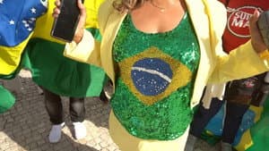 Dentro, fora do Brasil — foto 4