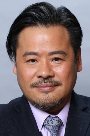 韋家雄
