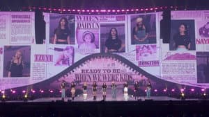 TWICE 5TH WORLD TOUR 'READY TO BE' in SEOUL — foto 1