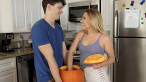 Bratty Sis 10: Trick or Treat — foto 6
