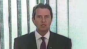 Não Toque Em Meu Companheiro — foto 1