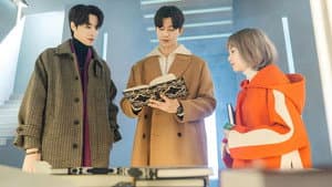 당신의 운명을 쓰고 있습니다 — foto 4
