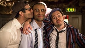 Amar Akbar & Tony — foto 1