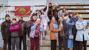 Kentän laidalla — foto 1