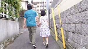 雪乃える　ロ●ータ　中出し20連発 — foto 1