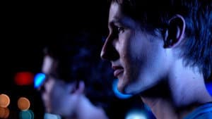 Neon Skin — foto 5