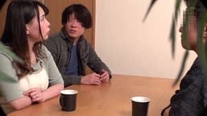 引退した私が優しくて美人な倅の嫁と日常的にSEXしている様子が録れましたのでせっかくなのでそのままAV転売致します5 — foto 1