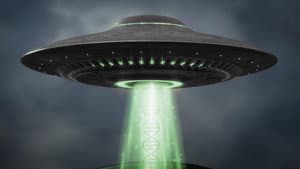 In Plain Sight: The Intelligence Community and UFOs — foto 1