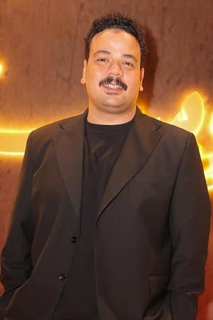 مصطفى غريب