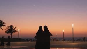 عزة — foto 1