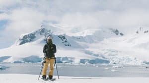 Out of Bounds: An Epic Mountain Journey — foto 1