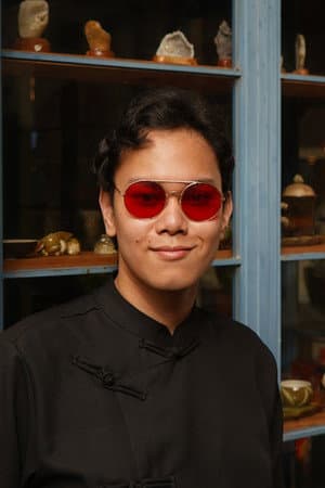 RJ Sunarto