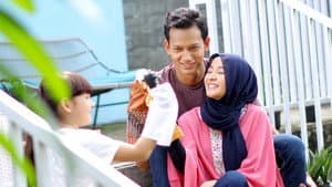 Surga yang Tak Dirindukan — foto 1