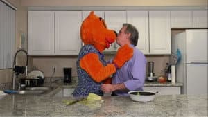 Cool Cat vs Dirty Dog 'The Virus Wars' — foto 1