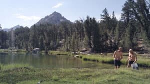In Between These Mountains — foto 5