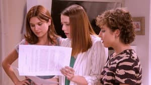 Las hermanas Mardones leen el contrato prenupcial