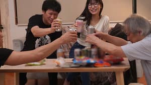 IPZZ-388これはレ×プじゃない…あくまで合意の下のSEX…だよなww 宅飲みで同級生達に廻された巨乳美女。 全員遠慮なしの中出し。「女１人で参加したのが間違いでした…」 — foto 8