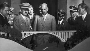 Les Nazis et l'Argent : au cœur du IIIe Reich — foto 1