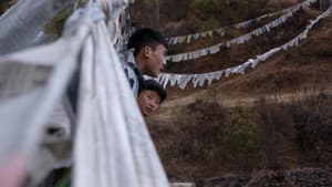 ཤུལ་ལ་ས་བདག་འཇིེེན་འབད་མི། — foto 1